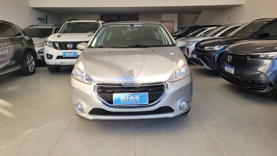 PEUGEOT 208 1.5 ALLURE 8V FLEX 4P MANUAL PEUGEOT 208 1.5 ALLURE 8V FLEX 4P MANUAL